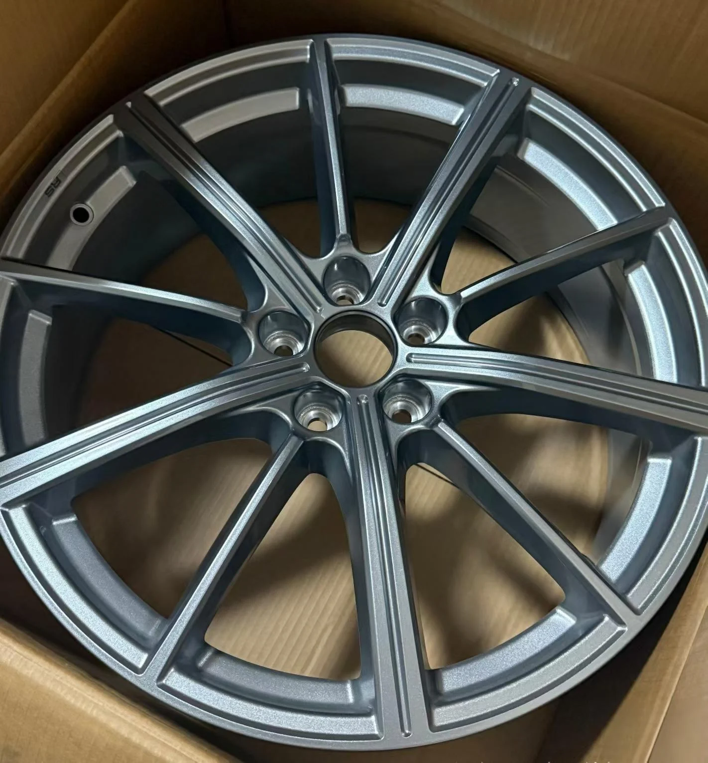 Genuine Audi Q5L Alloy Wheel L80D 601 025 R